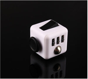 3.3cm Cube With Button Anti Irritability Toy Stress Relief for Adults and Children Vinyl Desk Toy